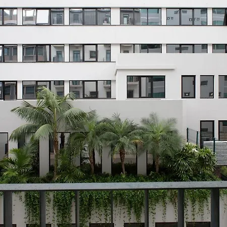 Plum Guide - The Night Owl Apartment Lisbon